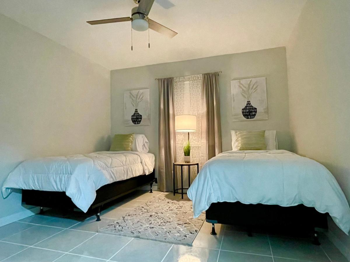 Traveler Stay Eagle Pass Buitenkant foto